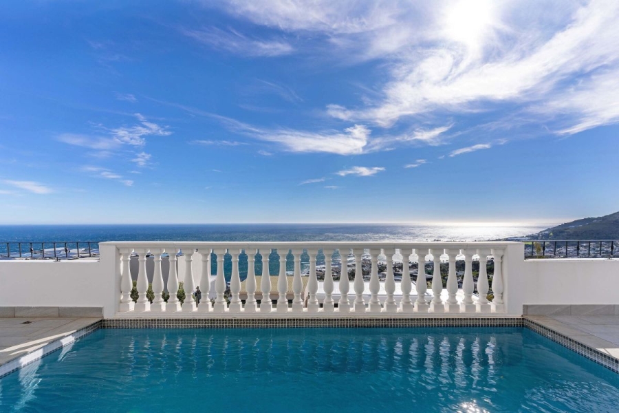 To Let 4 Bedroom Property for Rent in Camps Bay Western Cape